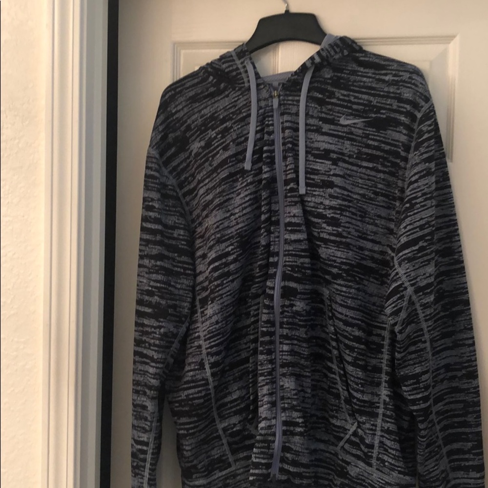 Nike Therma-Fit hoodie